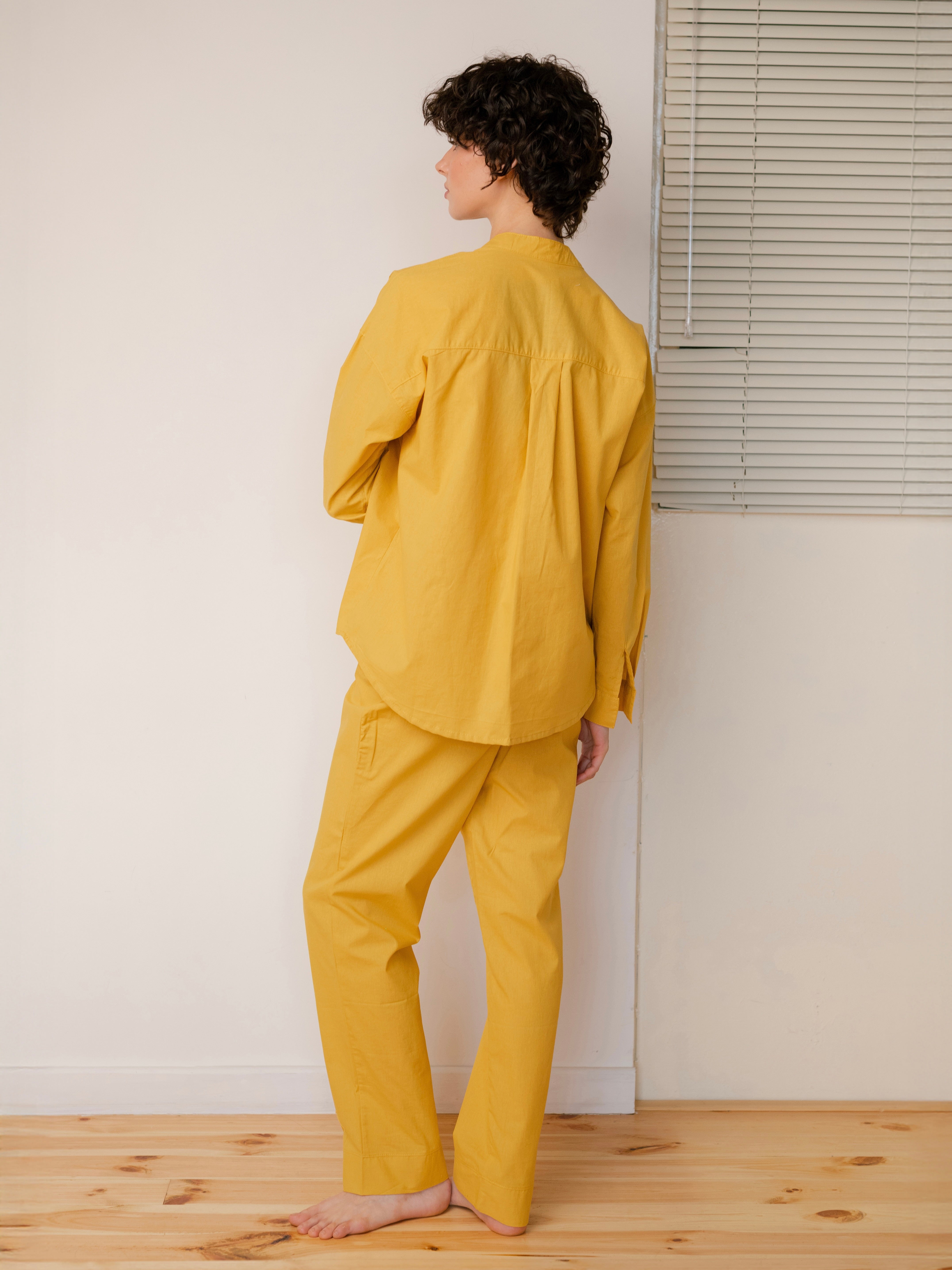 Pijama femenina de algodón cocido Curry