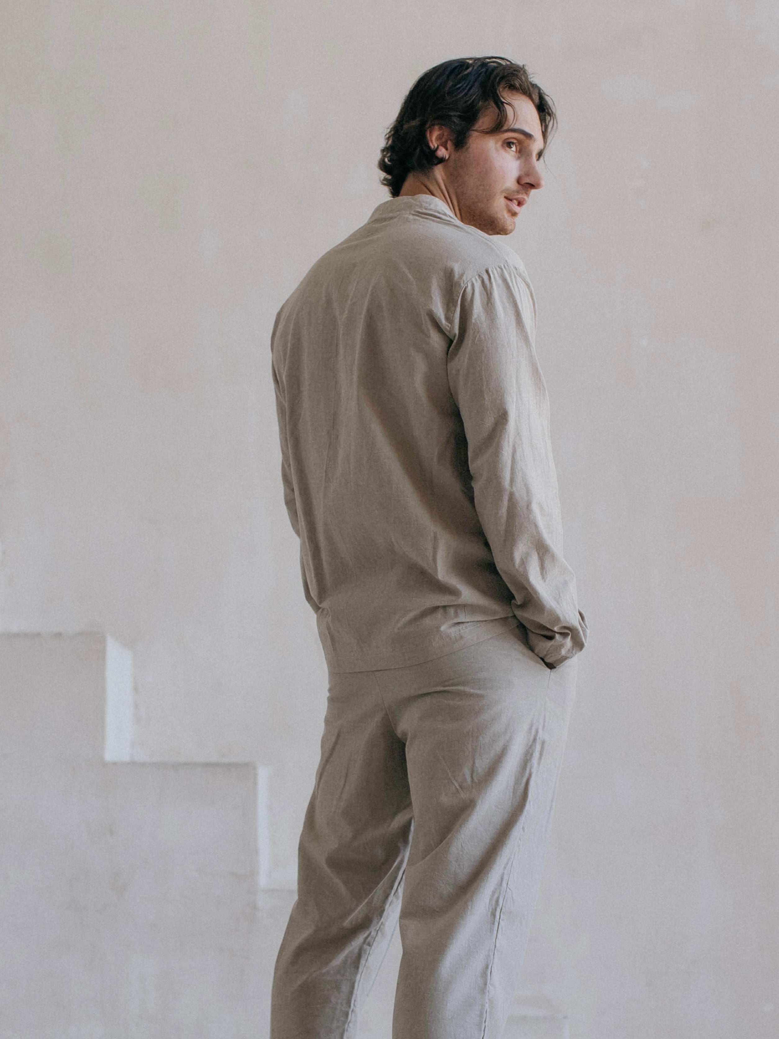 Camisa masculina de algodón peinado Leglo Almond