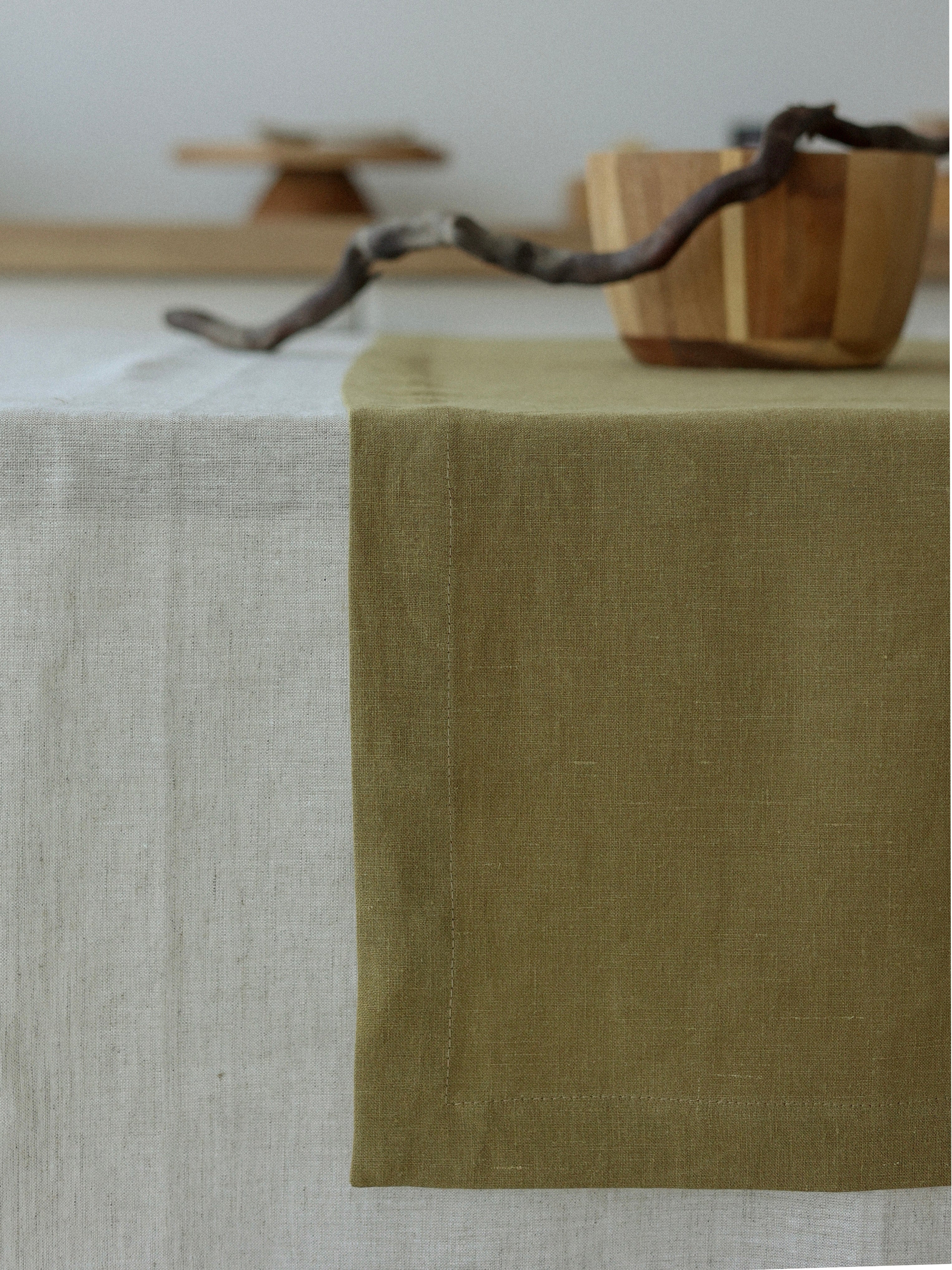 Runner made of boiled flax Leglo Spring