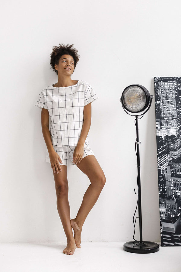 Women's Pajama with Shorts Gridded White